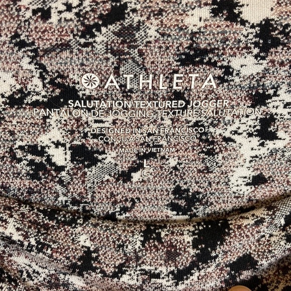 Athleta Salutation textured jogger Meadow Decadent Chocolate L Athleisure Gym - Picture 8 of 12